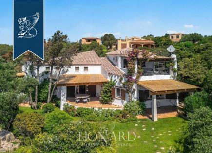 Villa pour 2 870 000 Euro à Porto Cervo, Italie