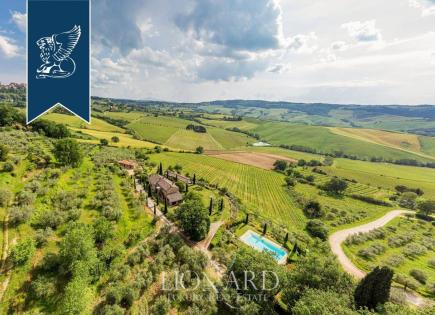 House for 3 900 000 euro in Montepulciano, Italy