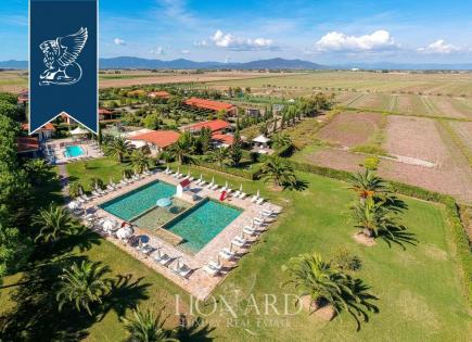 Farm for 10 900 000 euro in Grosseto, Italy