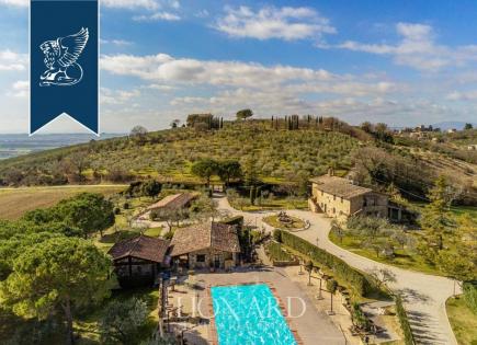 Farm for 3 300 000 euro in Assisi, Italy