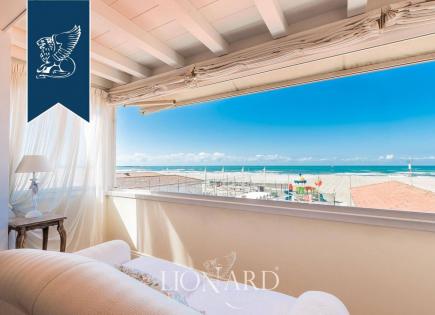 Apartment for 2 000 000 euro in Viareggio, Italy