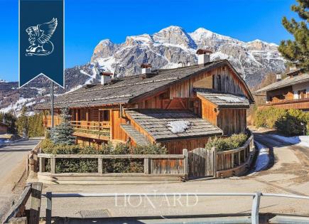 Appartement à Cortina d'Ampezzo, Italie (prix sur demande)