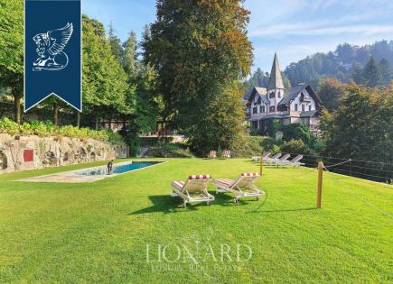 Haus für 4 000 000 euro in Brunate, Italien