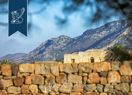 Farm for 8 000 000 euro on Pantelleria, Italy