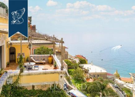 Apartment in Salerno, Italy (price on request)