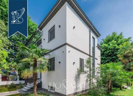 Villa für 2 450 000 euro in Mailand, Italien