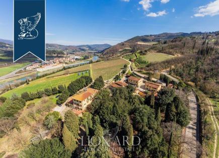 Farm in Florence, Italy (price on request)