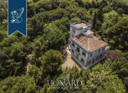 Villa for 1 600 000 euro in Fano, Italy