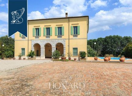 Villa in Goito, Italy (price on request)