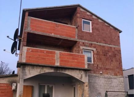 House for 300 000 euro in Pula, Croatia
