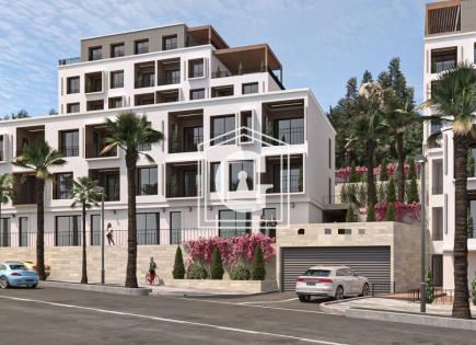 Propiedad comercial para 91 200 euro en Tivat, Montenegro