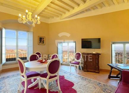 Apartment for 400 000 euro in Montepulciano, Italy