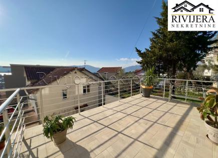 Appartamento per 246 750 euro a Tivat, Montenegro