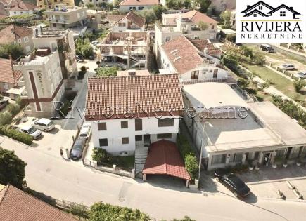 Casa para 900 000 euro en Tivat, Montenegro
