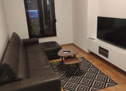 Apartamento para 800 euro por mes en Becici, Montenegro