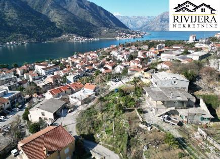 Terrain pour 525 000 Euro à Kotor, Monténégro