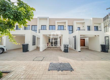 Maison urbaine pour 2 601 Euro par mois à Ras al-Khaimah, EAU