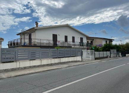 Appartement pour 98 000 Euro à Santa Maria del Cedro, Italie