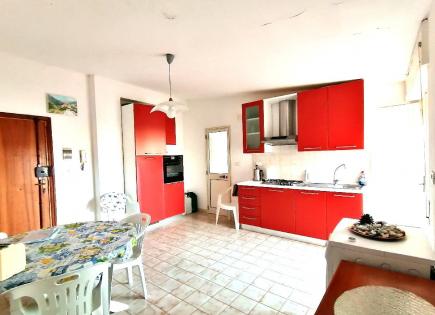 Piso para 39 000 euro en Scalea, Italia