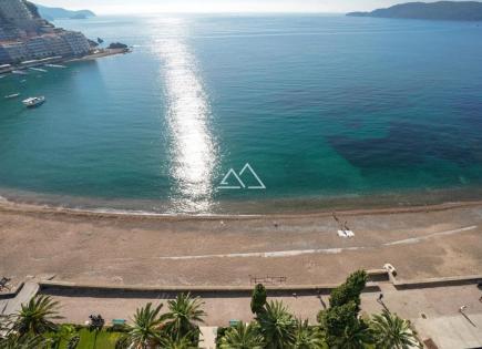 Apartment for 425 000 euro in Rafailovici, Montenegro