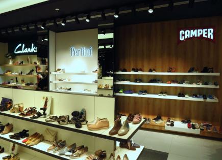 Shop for 3 600 000 euro in Barcelona, Spain