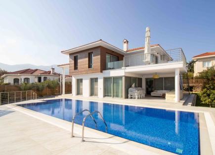 Villa for 1 303 322 euro in Kyrenia, Cyprus