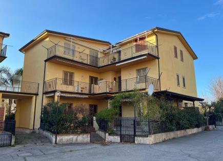 Flat for 65 000 euro in Santa Maria del Cedro, Italy