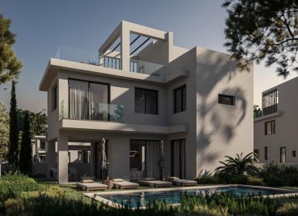 Villa for 542 000 euro in Paralimni, Cyprus