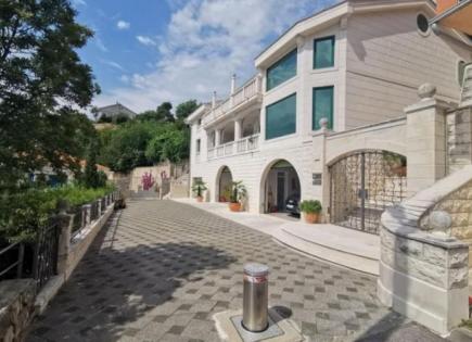 Villa pour 2 800 000 Euro à Crikvenica, Croatie