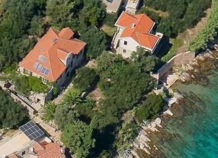 Villa per 1 050 000 euro in Croazia