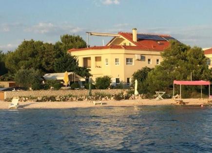 Hotel for 1 260 000 euro in Croatia