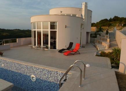 Villa in Buje, Croatia (price on request)