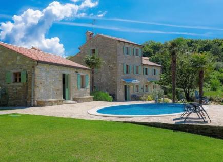 Hotel para 1 200 000 euro en Buje, Croacia