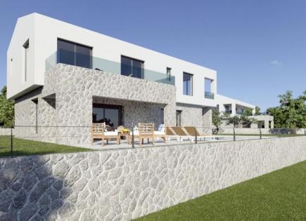 Villa for 590 000 euro in Labin, Croatia