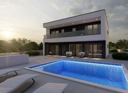 Villa pour 800 000 Euro à Svetvincenat, Croatie