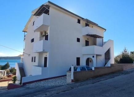 Hôtel pour 879 000 Euro en Croatie