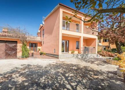 Villa for 850 000 euro in Fazana, Croatia