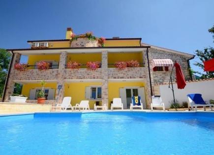 Hôtel pour 850 000 Euro à Poreč, Croatie