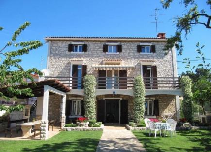 Villa für 1 600 000 euro in Umag, Kroatien