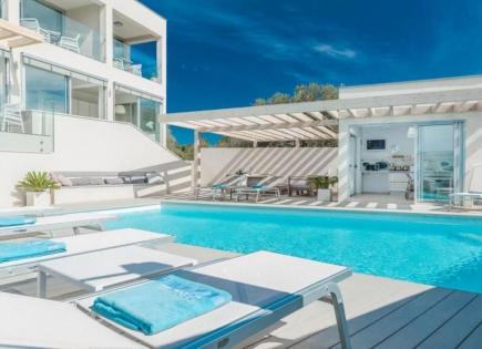Hotel for 1 300 000 euro in Bibinje, Croatia