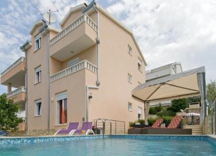 Hotel para 780 000 euro en Ciovo, Croacia