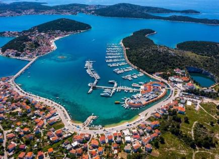 Hotel für 3 750 000 euro in Rogoznica, Kroatien