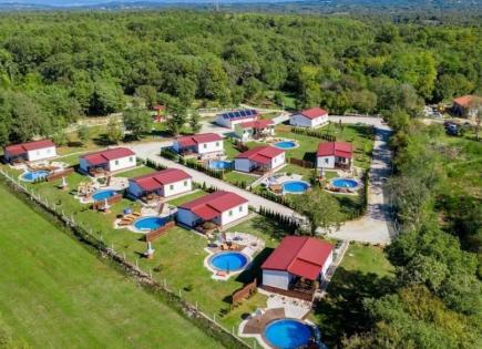 Hotel para 1 765 000 euro en Tinjan, Croacia