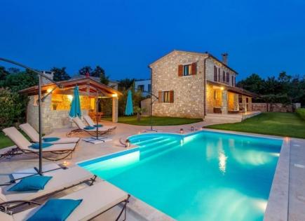 Villa para 1 557 000 euro en Svetvincenat, Croacia