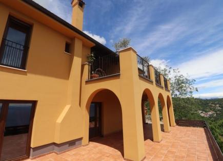 Villa für 1 600 000 euro in Opatija, Kroatien