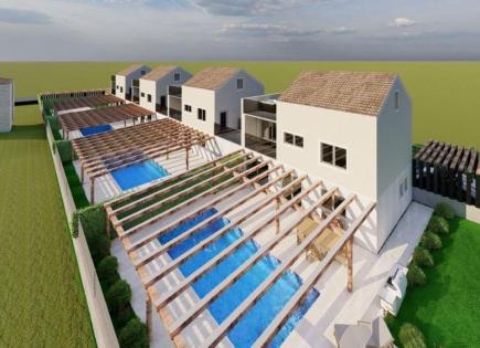 Villa for 590 000 euro in Porec, Croatia