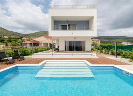 Villa for 750 000 euro on Ciovo, Croatia