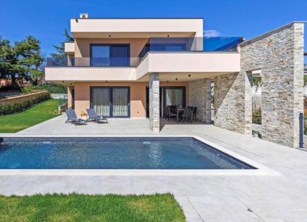 Villa for 880 000 euro in Porec, Croatia