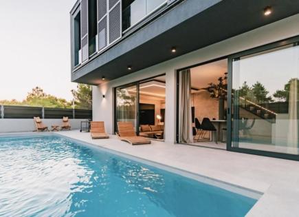 Villa per 1 150 000 euro a Vodice, Croazia