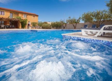 Villa für 1 250 000 euro in Medulin, Kroatien